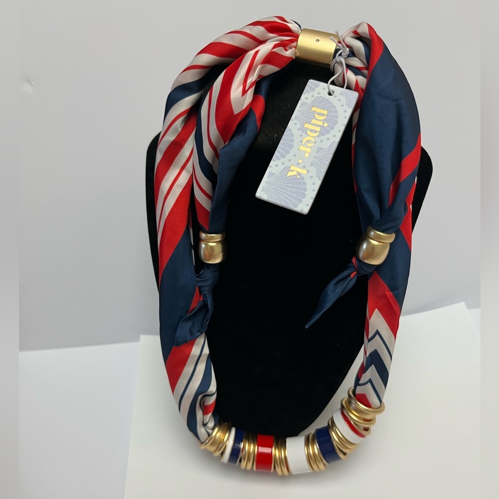 NWT โ๏ธโฅ๏ธ๐โ๏ธ Piper K gorgeous red n blue tones adjustable scarf necklace - Picture 5 of 12